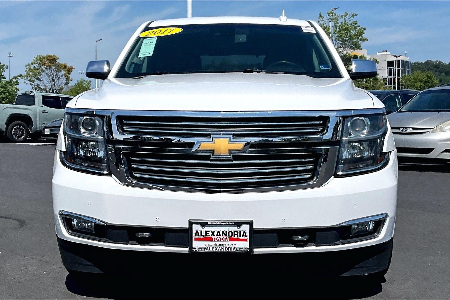 Used 2017 Chevrolet Tahoe Premier AWD/4WD image 3