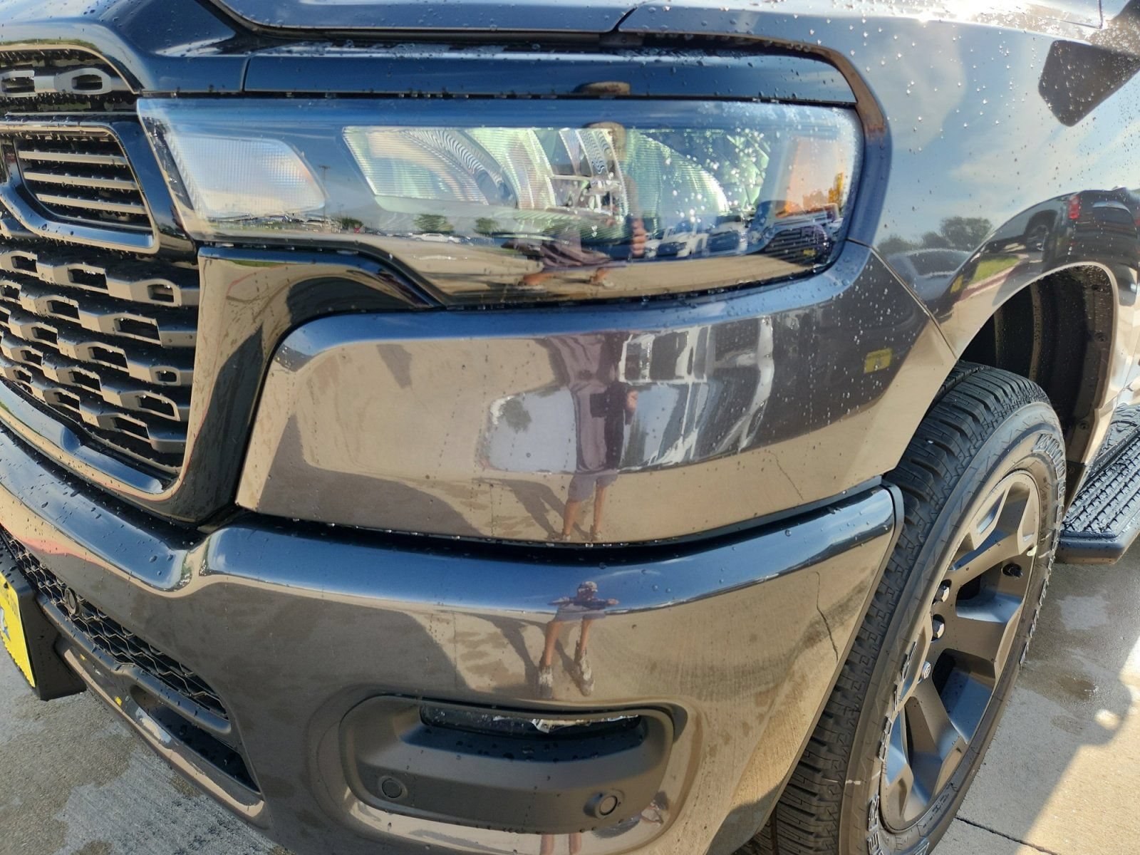 New 2026 RAM 1500 Express AWD/4WD image 9