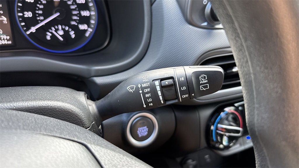 Used 2022 Hyundai Kona SEL image 54