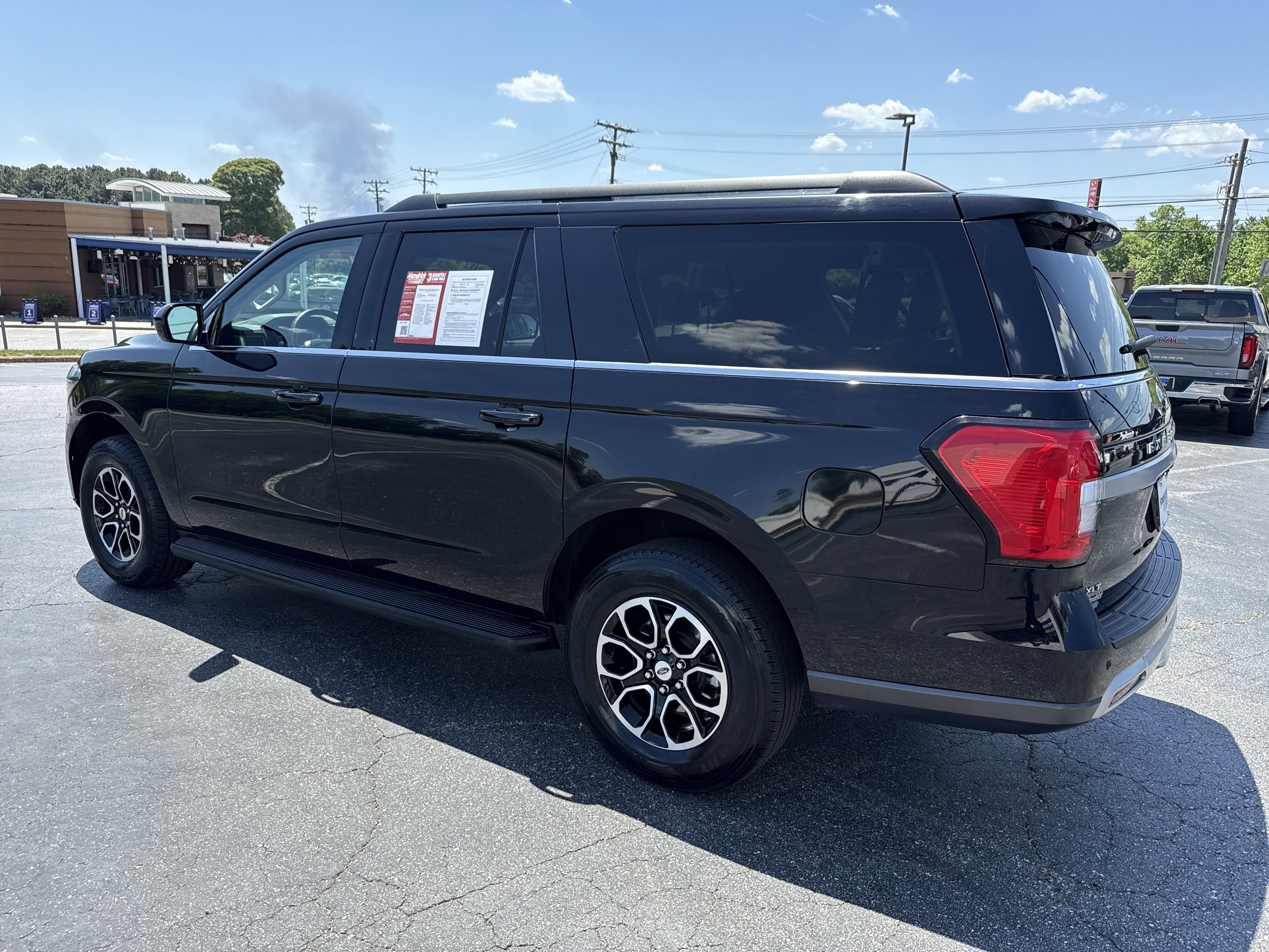 Used 2024 Ford Expedition Max XLT AWD/4WD image 8