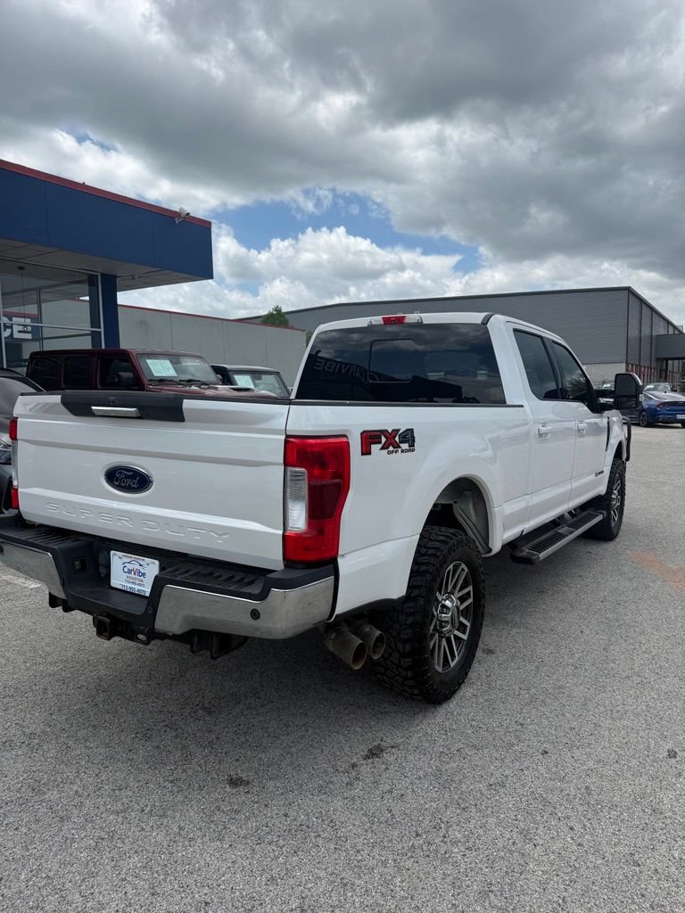 Used 2018 Ford F250 Lariat w/ Lariat Value Package AWD/4WD image 7