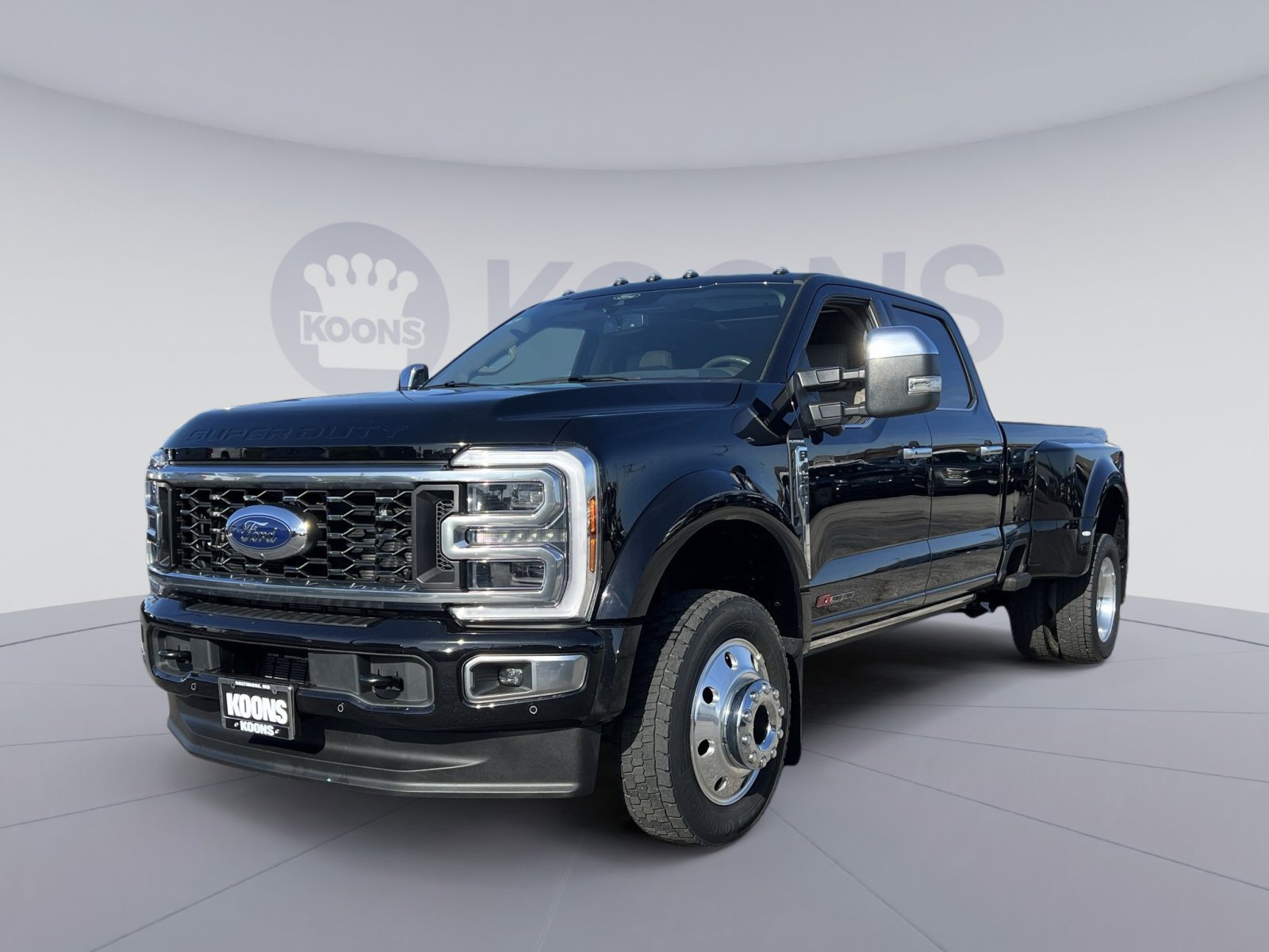 Certified 2025 Ford F450 Platinum w/ Platinum Plus Package