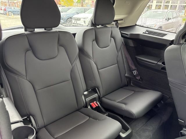 Used 2025 Volvo XC90 B6 Plus AWD/4WD image 14