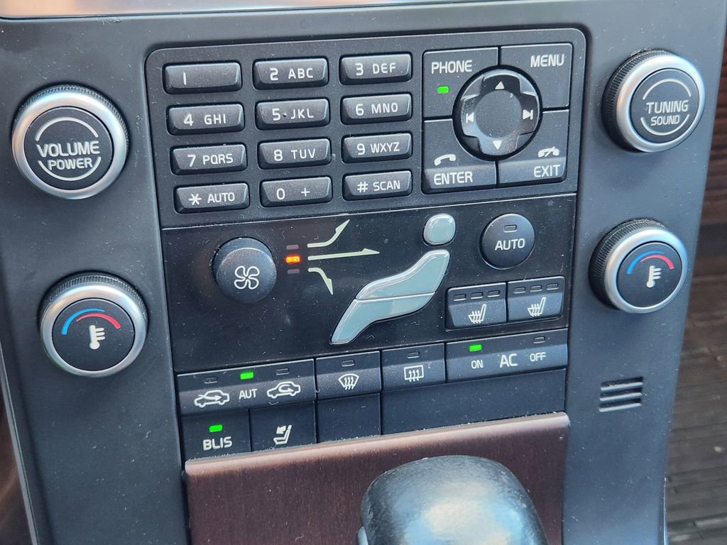 Used 2011 Volvo S80 3.2 image 19