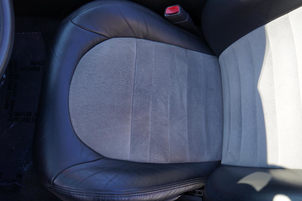 Used 2001 Ford Mustang Cobra image 19