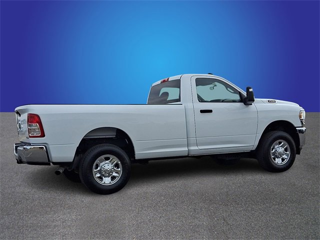 Used 2024 RAM 2500 Tradesman w/ Chrome Appearance Group image 4