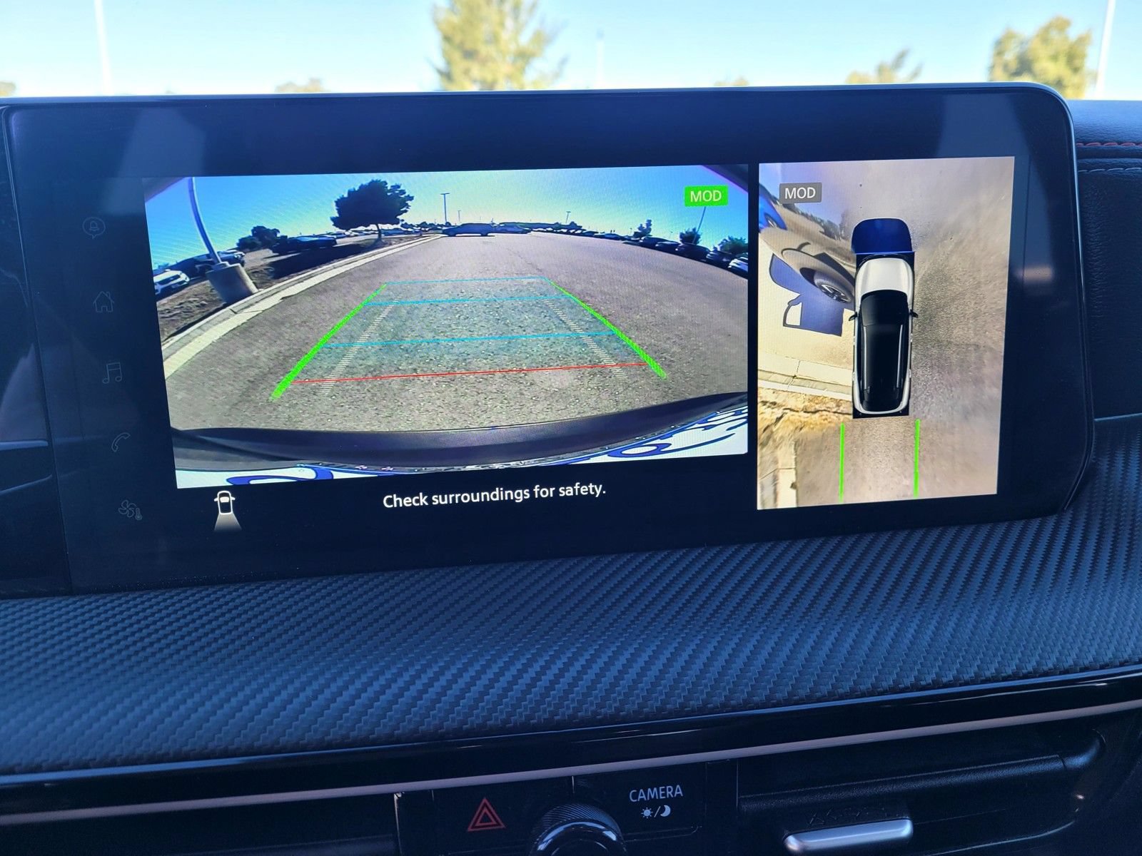 Used 2025 Nissan Kicks SR FWD image 13