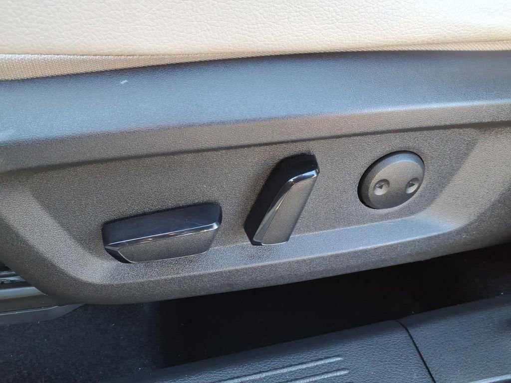 Used 2021 Nissan Rogue SL image 12