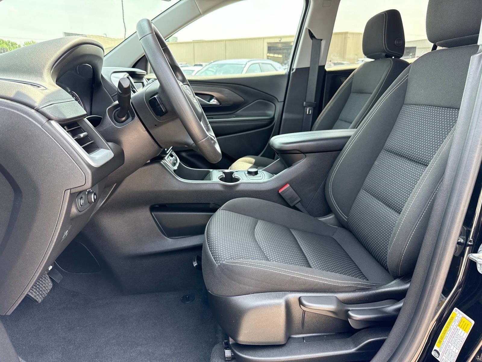 Used 2022 GMC Terrain SLE image 22