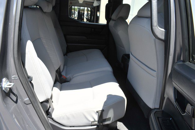 Certified 2025 Toyota Tacoma SR5 AWD/4WD image 28