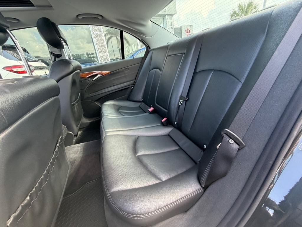 Used 2004 Mercedes-Benz E 320 Sedan image 23