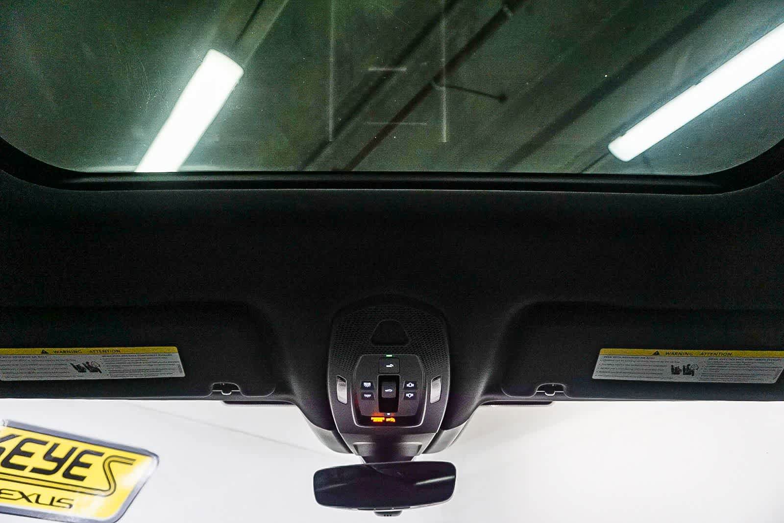 Certified 2024 Porsche Panamera 4 AWD/4WD image 12