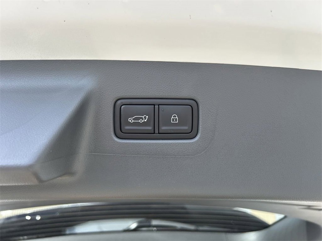 New 2026 Hyundai Santa Fe SE image 18