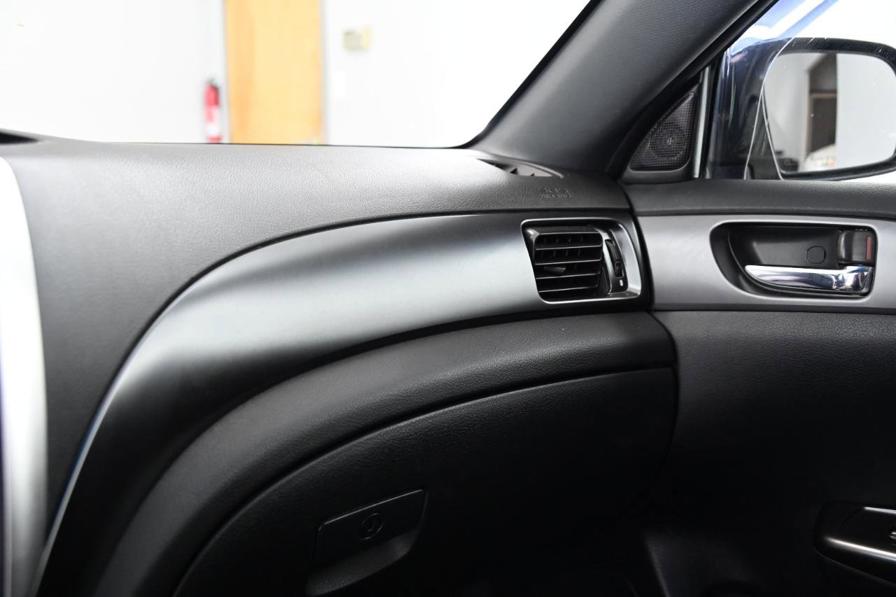 Used 2011 Subaru Impreza WRX STI AWD/4WD image 32