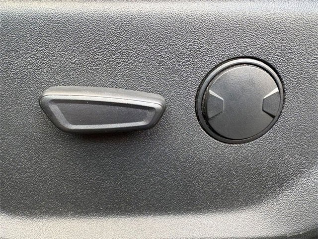 Used 2020 Ford F150 XLT image 11