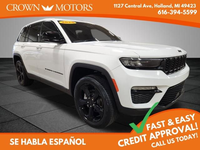 Used 2024 Jeep Grand Cherokee Limited w/ Black Appearance Package image 1
