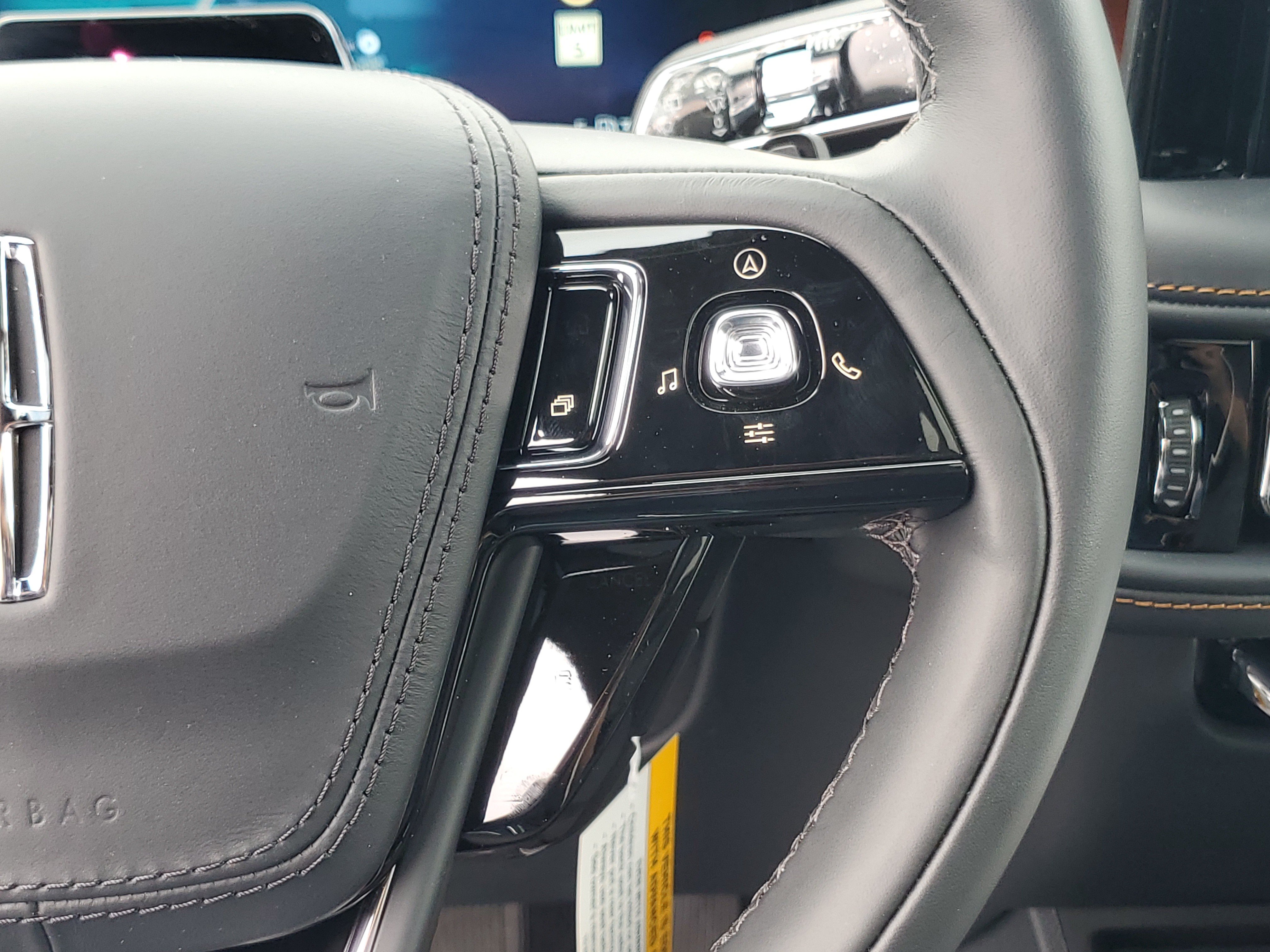 New 2026 Lincoln Aviator Black Label AWD/4WD image 17