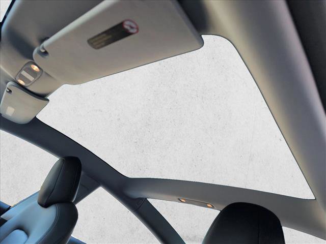 Used 2018 Tesla Model 3 Long Range image 15