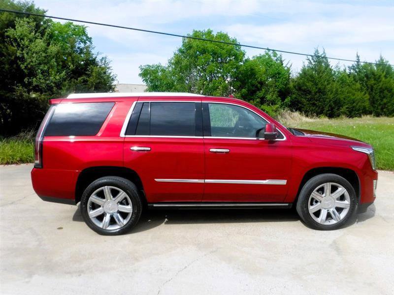Used 2015 Cadillac Escalade Premium RWD image 4