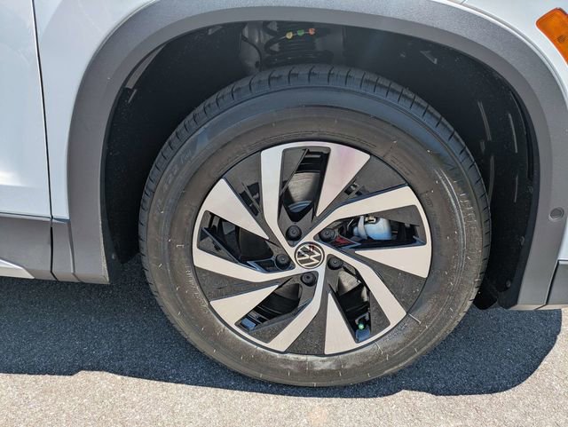 New 2026 Volkswagen Tiguan S FWD image 11