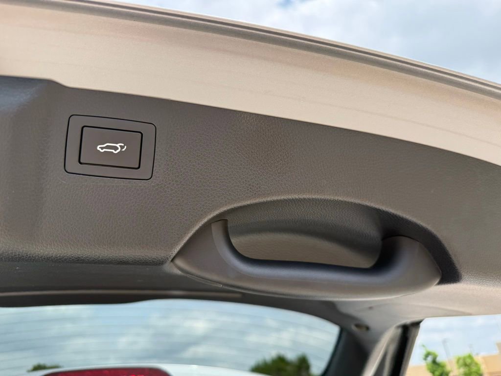 Used 2019 Hyundai Santa Fe XL image 31