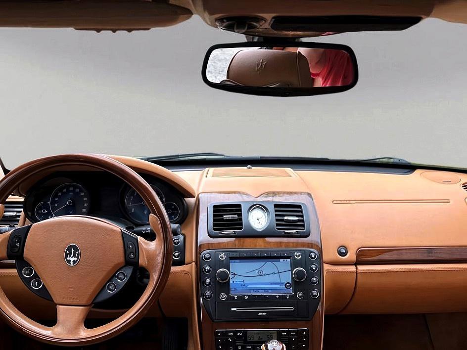 Used 2010 Maserati Quattroporte image 10