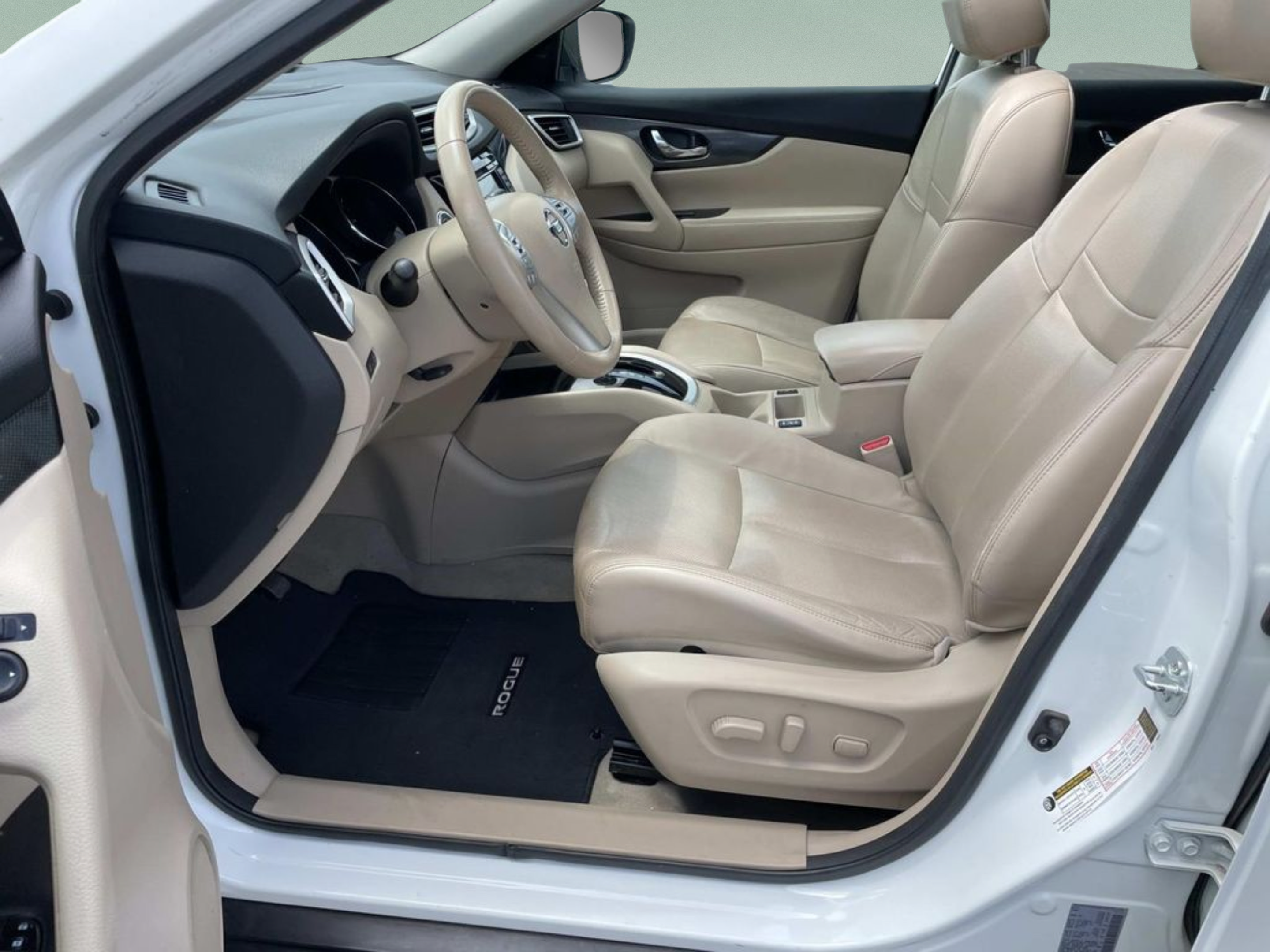 Used 2015 Nissan Rogue SL w/ SL Premium Package FWD image 20