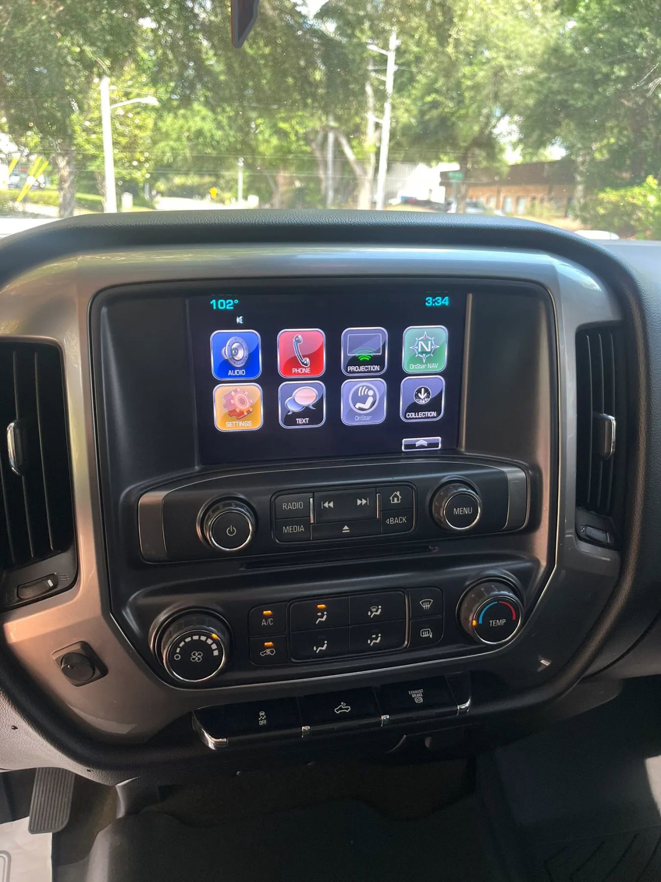 Used 2017 Chevrolet Silverado 2500 LT AWD/4WD image 11