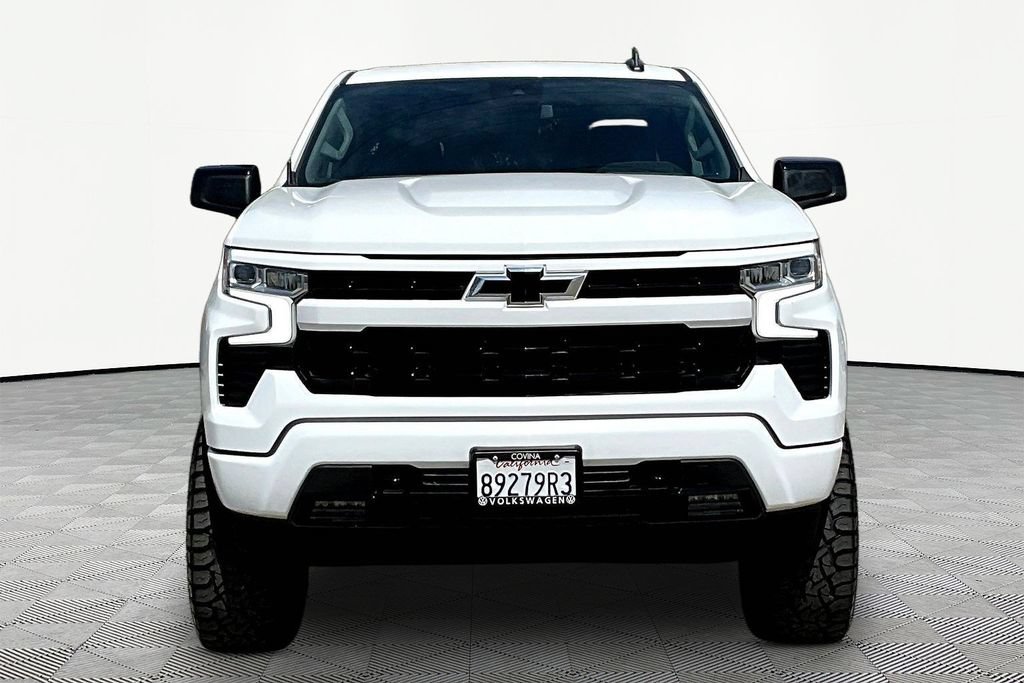 Used 2022 Chevrolet Silverado 1500 RST RWD image 2