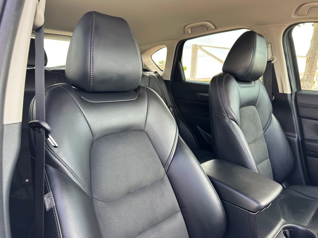 Used 2019 MAZDA CX-5 Touring image 29