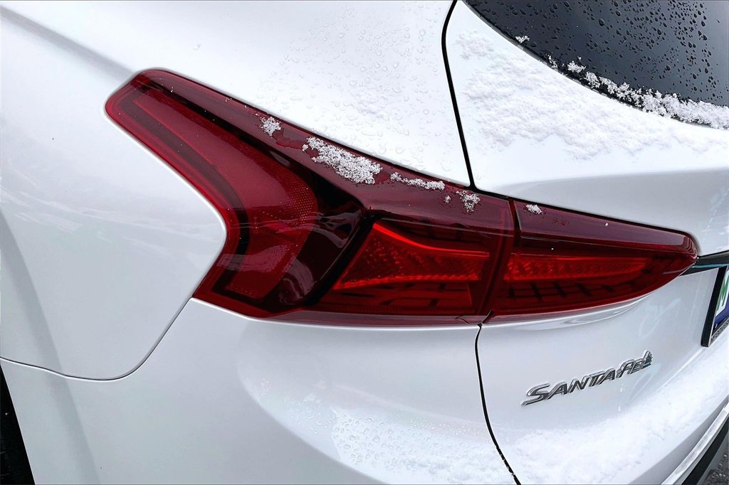 Used 2020 Hyundai Santa Fe Limited image 22