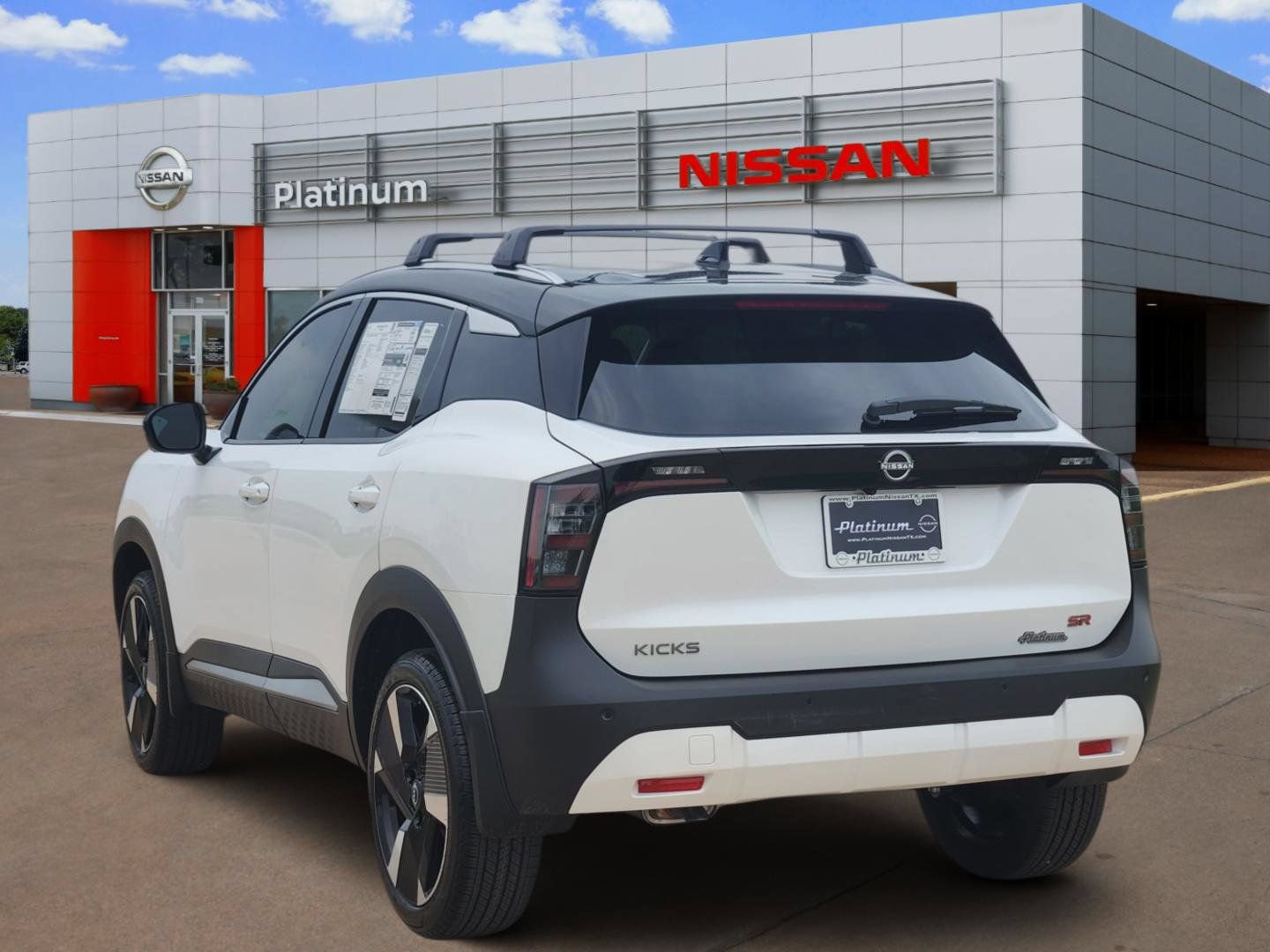 New 2026 Nissan Kicks SR w/ Cold Weather Package FWD image 5