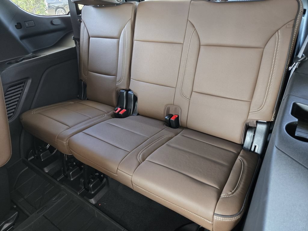 New 2026 Chevrolet Tahoe High Country AWD/4WD image 24