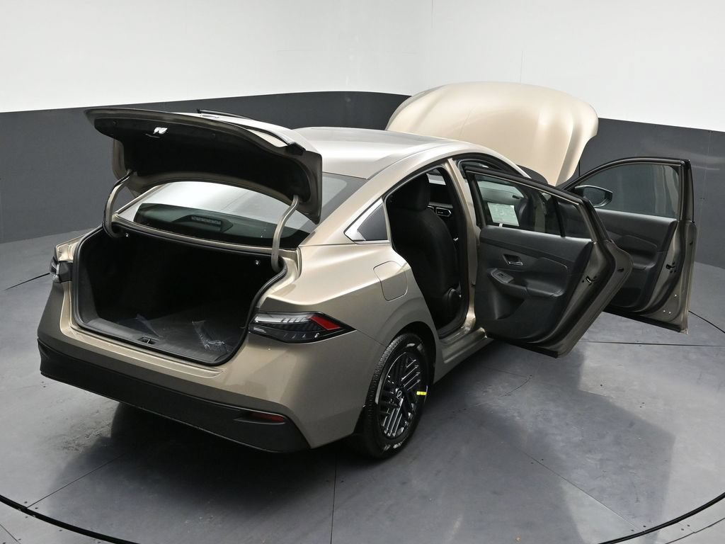 New 2026 Nissan Sentra SV w/ SV Convenience Package FWD image 32