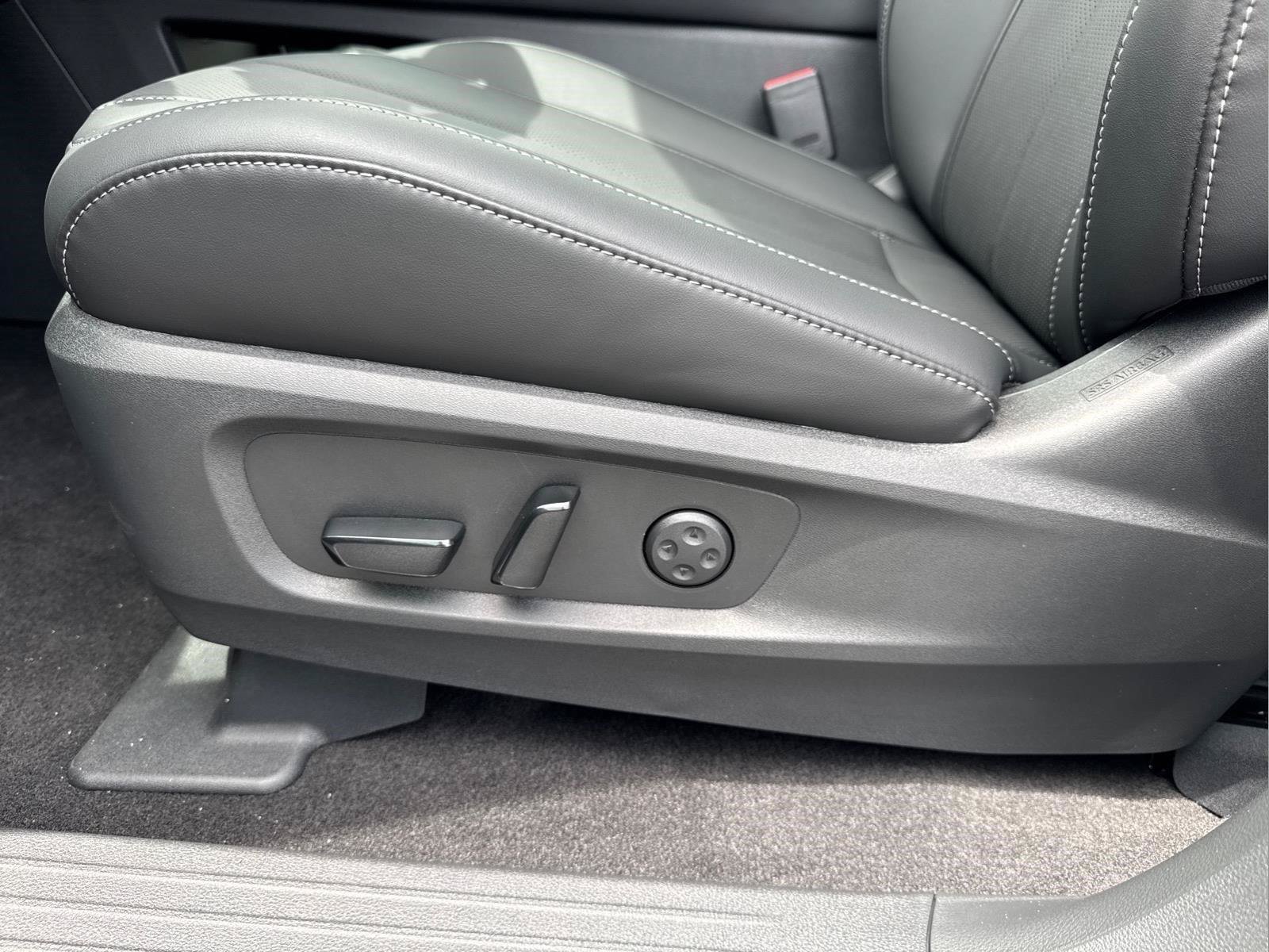 New 2027 INFINITI QX60 Luxe w/ Cargo Package FWD image 20