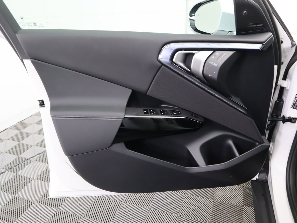 New 2026 BMW X3 xDrive30 w/ Premium Package image 25