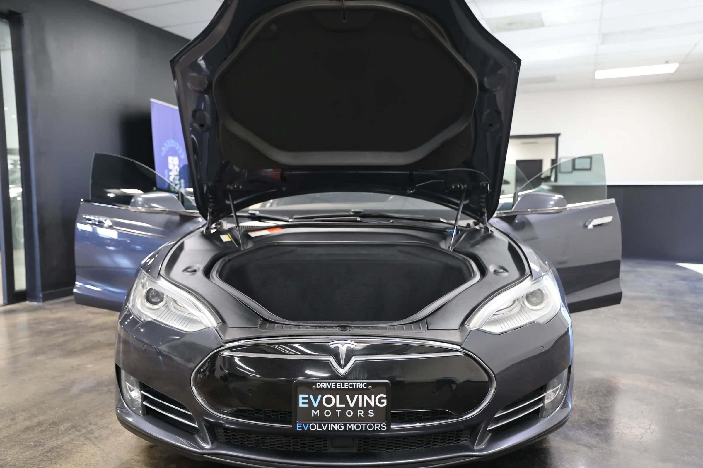 Used 2015 Tesla Model S 85D AWD/4WD image 51