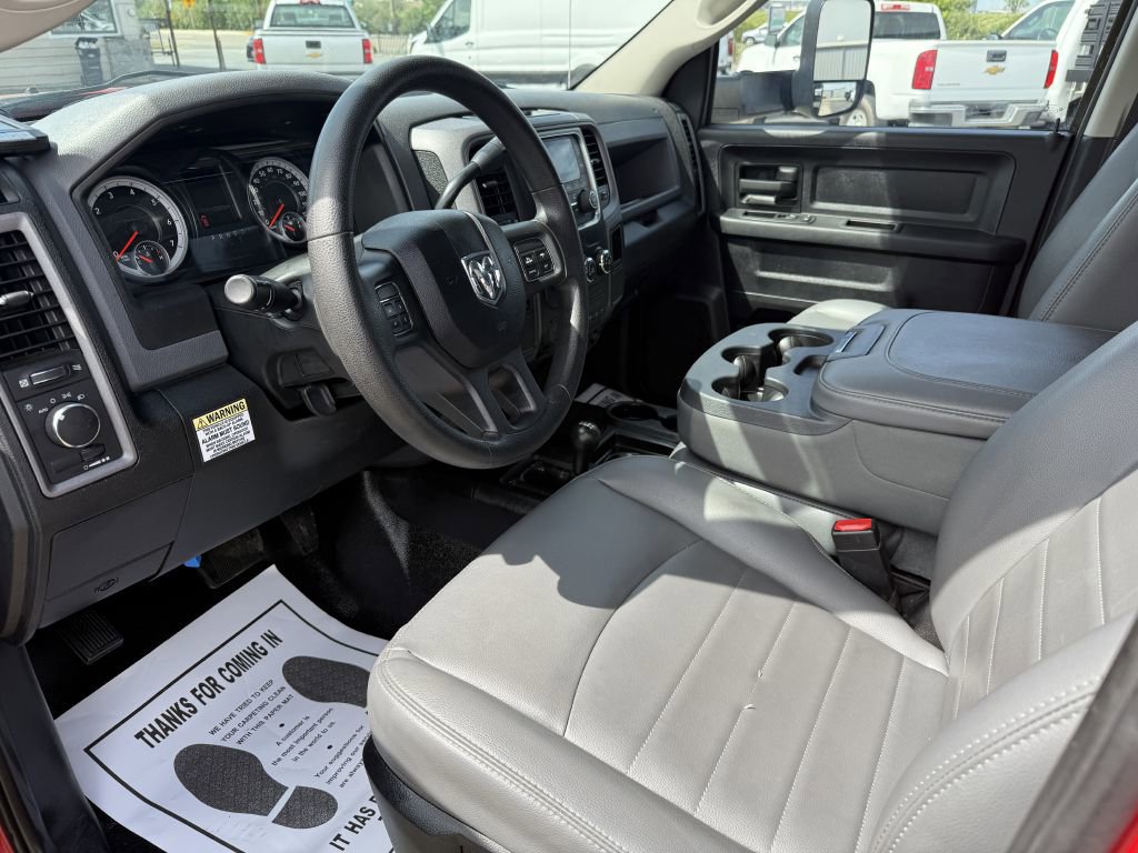 Used 2014 RAM 3500 Tradesman image 16