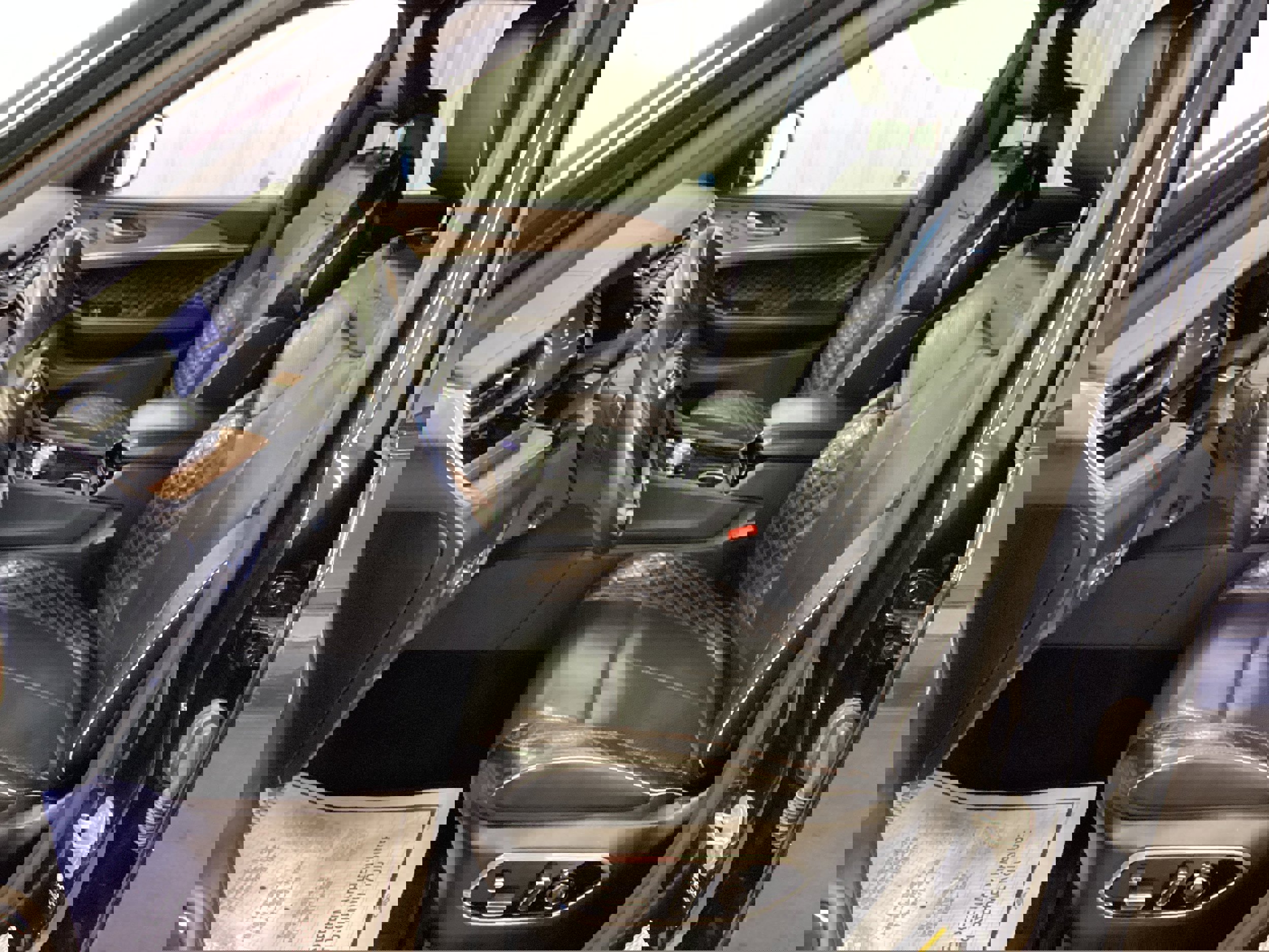 Used 2024 Jeep Grand Cherokee L Summit w/ Advanced Protech Group IV image 17