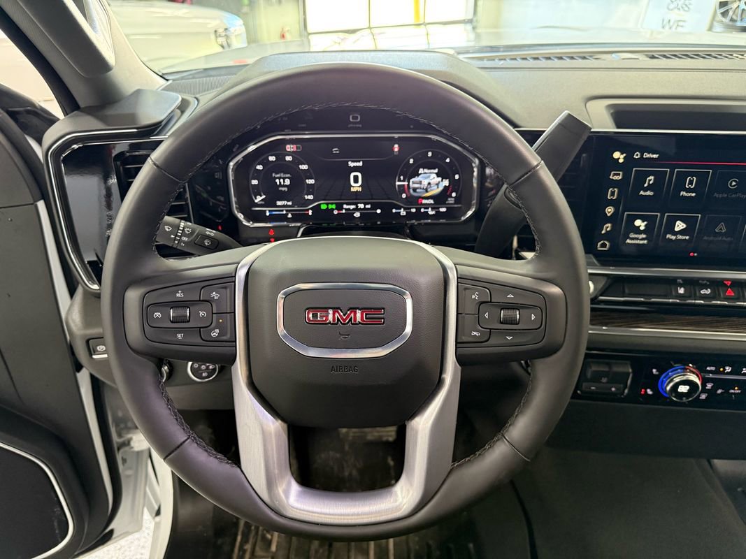 Used 2025 GMC Sierra 2500 SLE w/ Preferred Package image 28