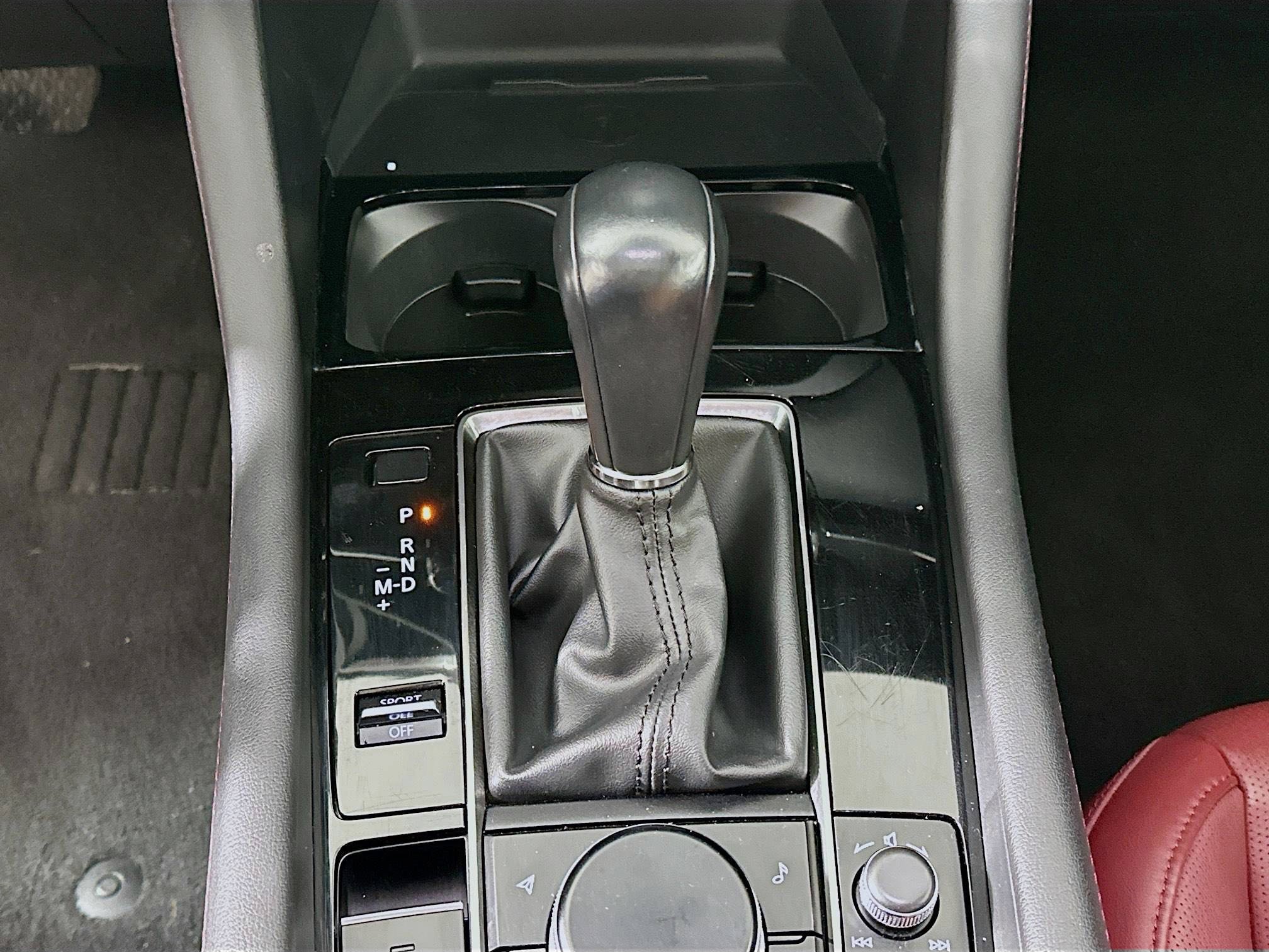 Used 2024 MAZDA MAZDA3 s image 23