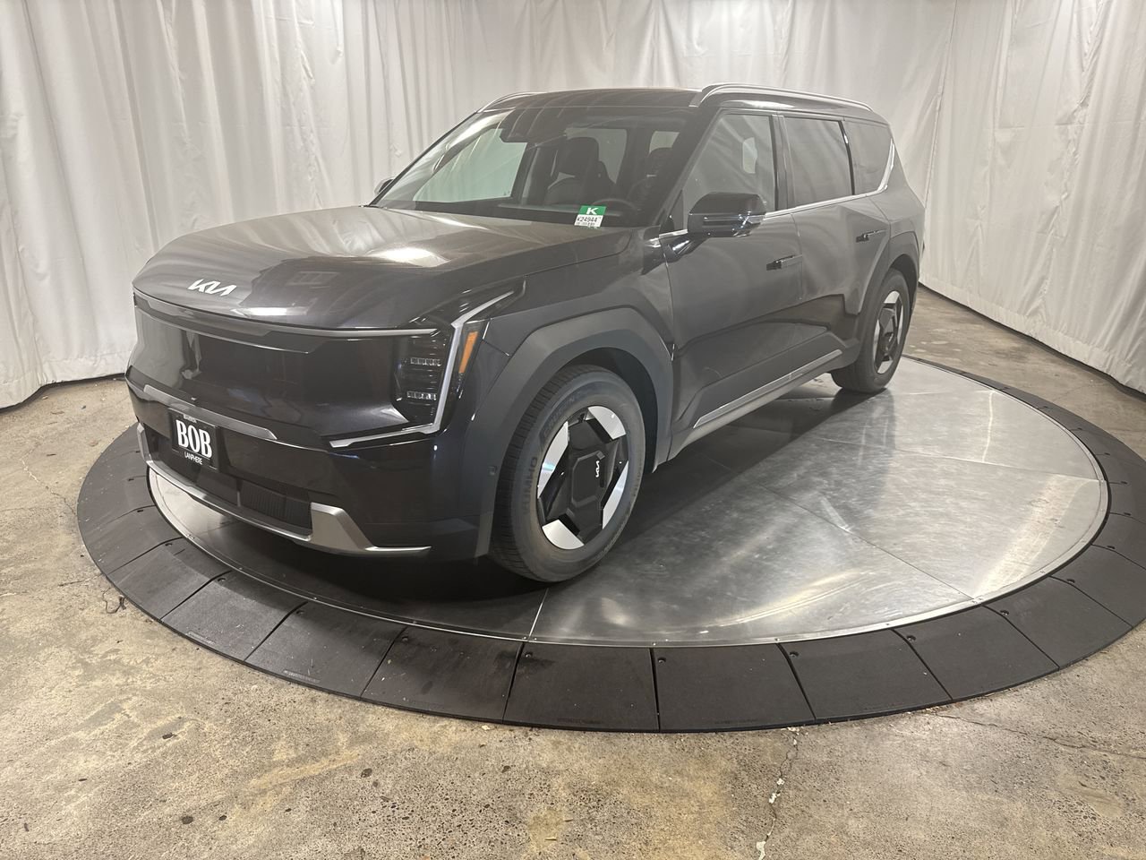 New 2026 Kia EV9 Wind image 1