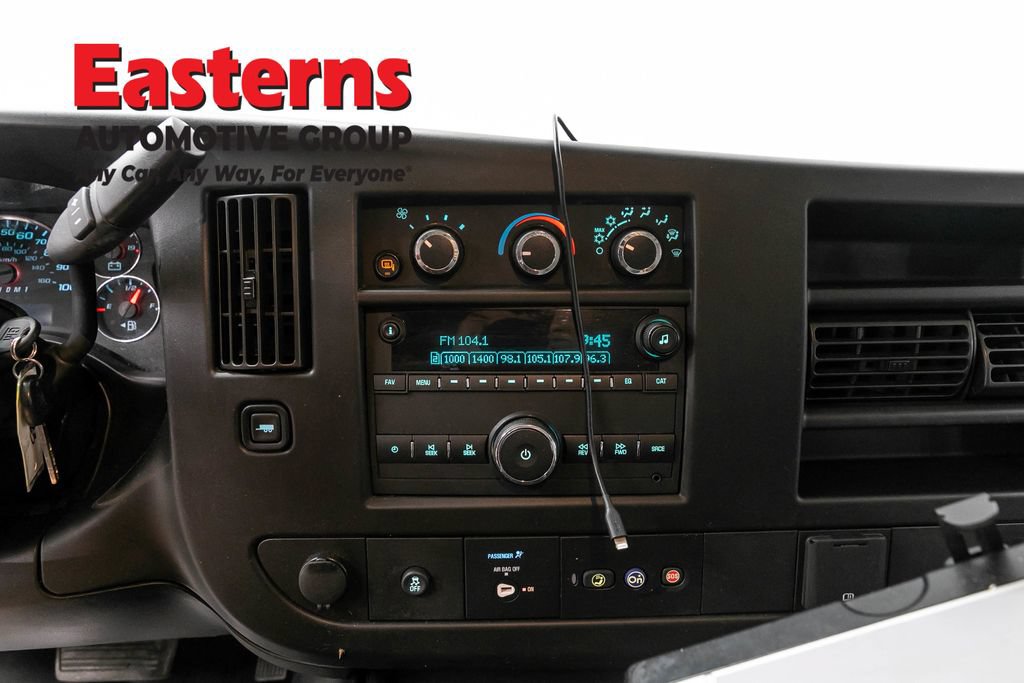 Used 2021 Chevrolet Express 2500 RWD image 11