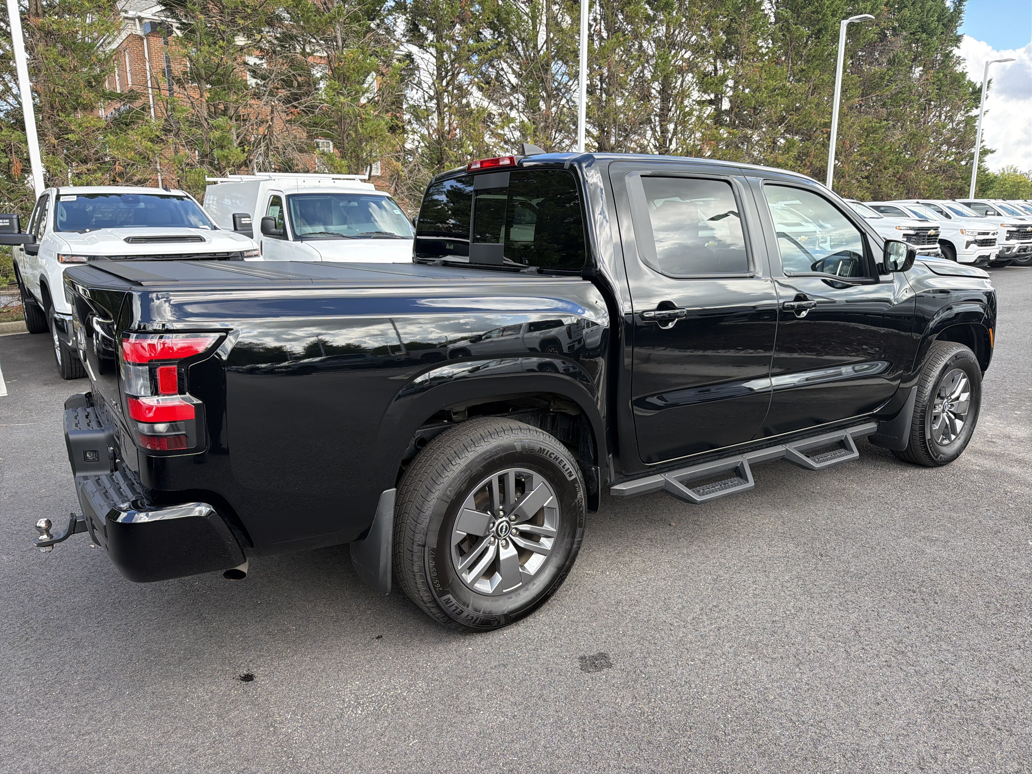Used 2026 Nissan Frontier SV w/ SV Convenience Package AWD/4WD image 10