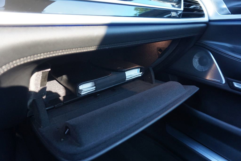 Used 2017 BMW 750i RWD image 50