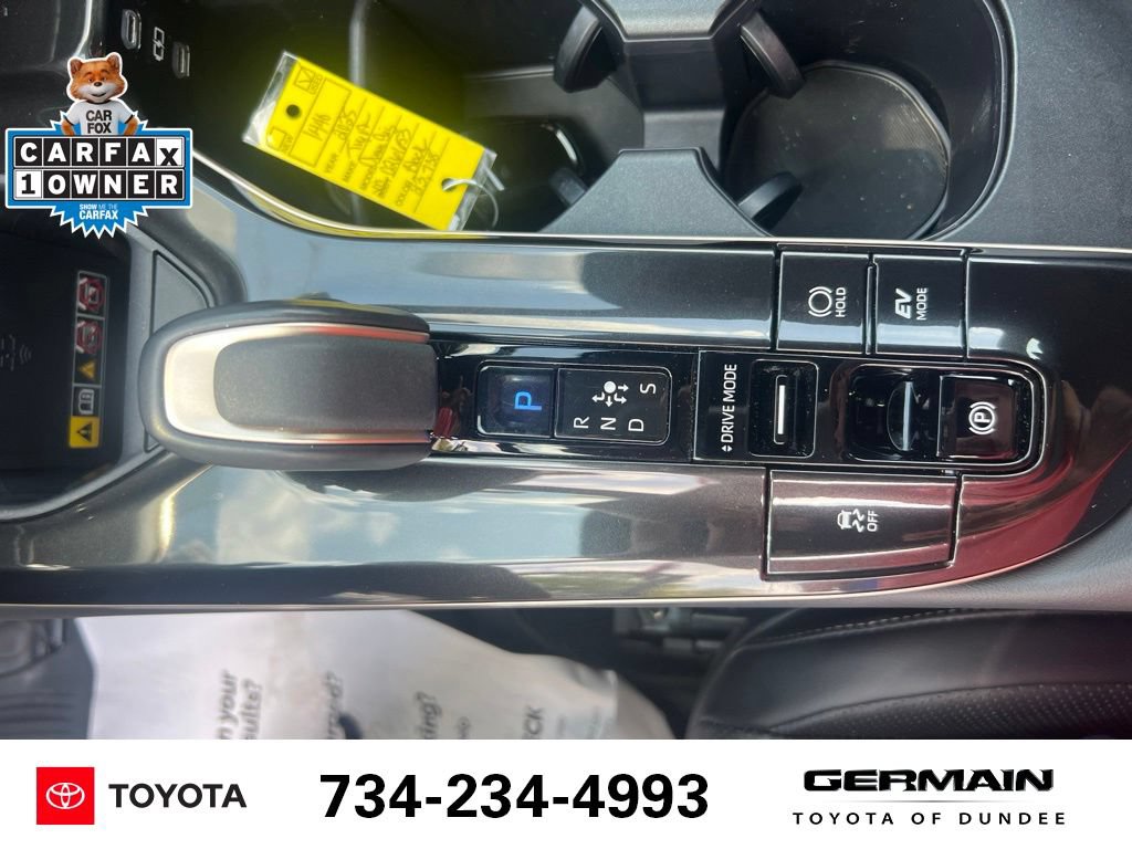 Used 2025 Toyota Crown Signia AWD/4WD image 29