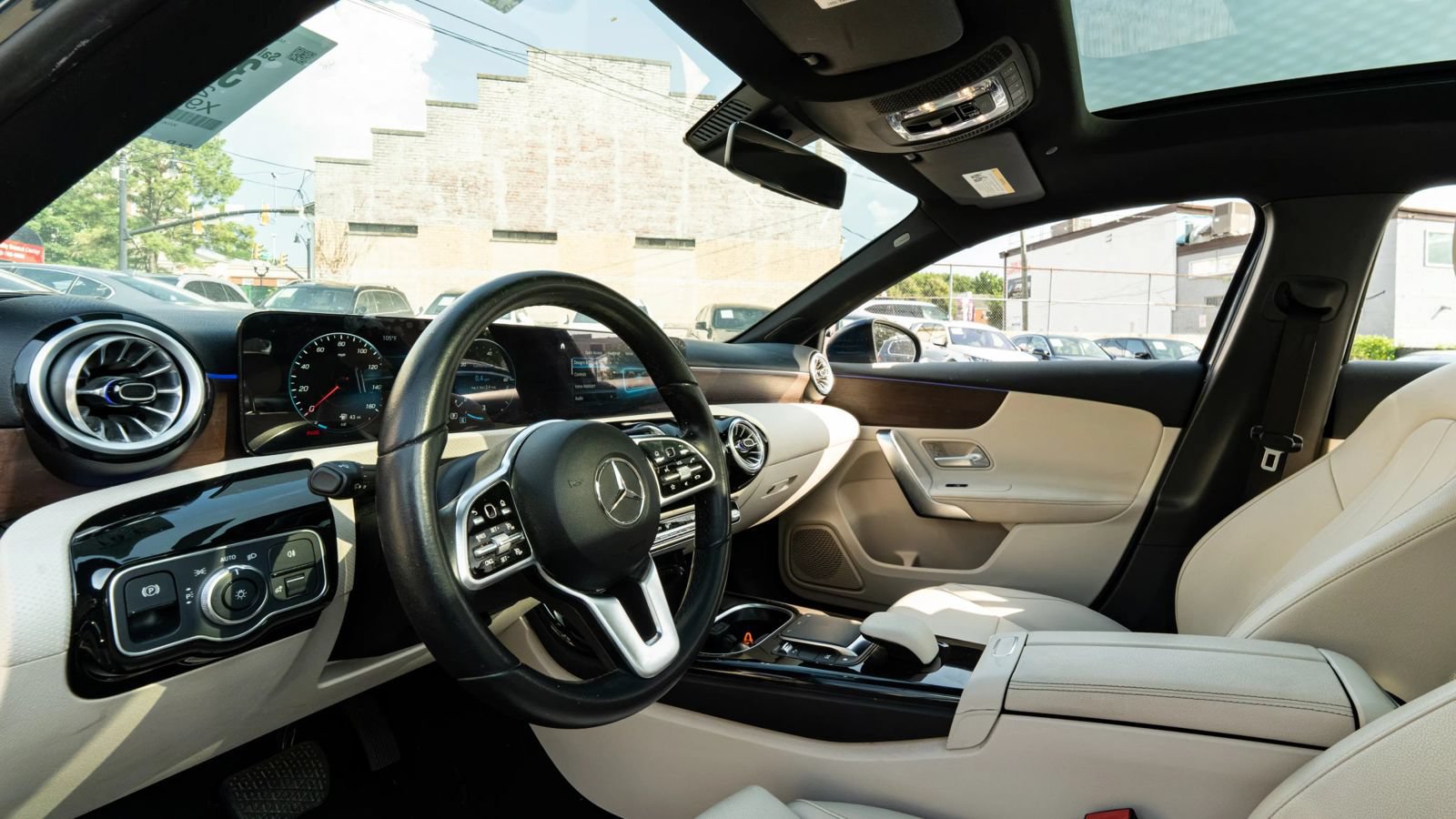 Used 2022 Mercedes-Benz A 220 4MATIC w/ Premium Package Lite image 26