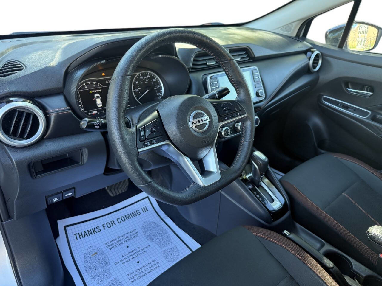 Used 2021 Nissan Versa SR image 7