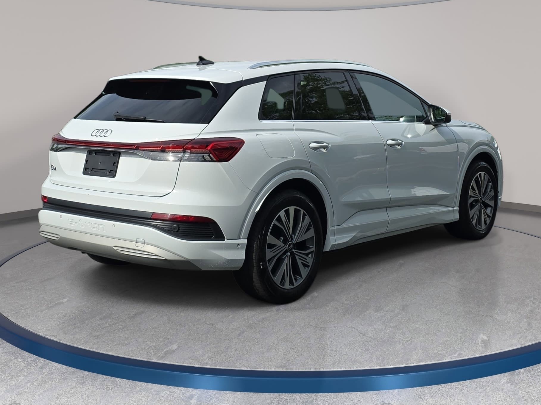 Used 2023 Audi Q4 e-tron Premium Plus w/ Premium Plus RWD image 5