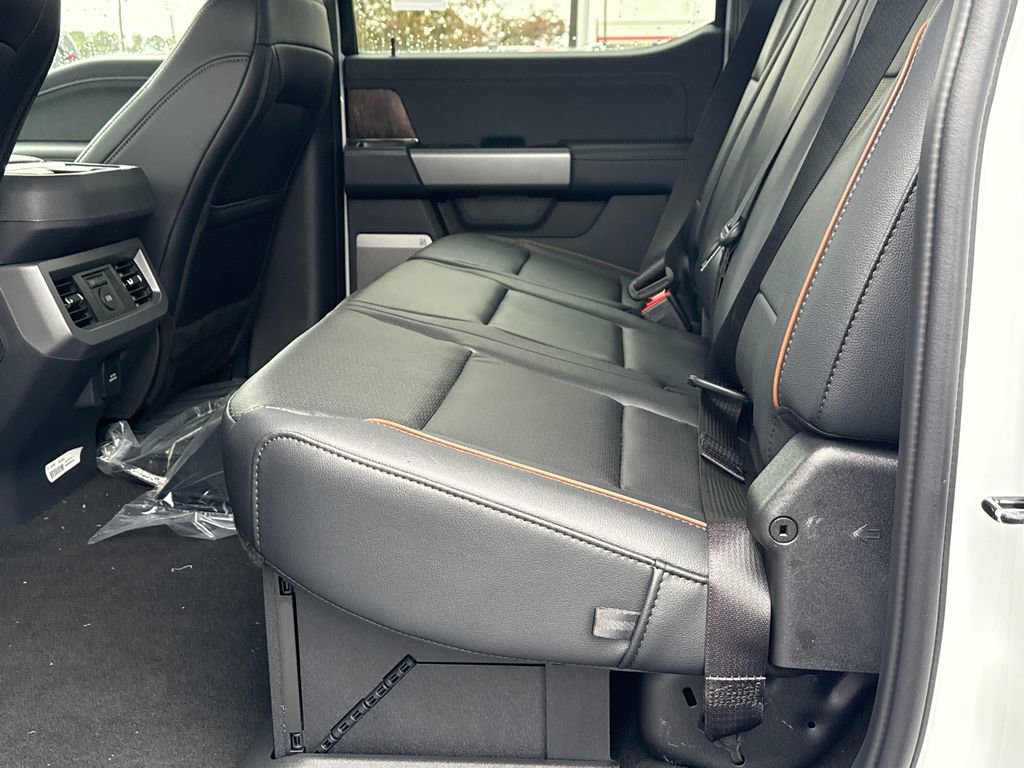 New 2026 Ford F250 Lariat w/ Black Appearance Package image 20